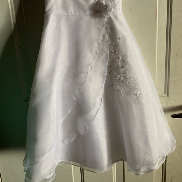 Girls formal dress - Picture 4 of 4